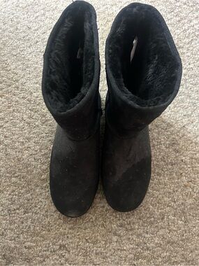 Target Black Faux Suede Plush-Lined Mid-Calf Boots